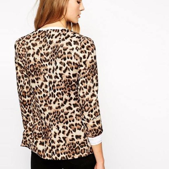 Glamorous Brand Leopard Open-Front Blazer; Small - Picture 3 of 5